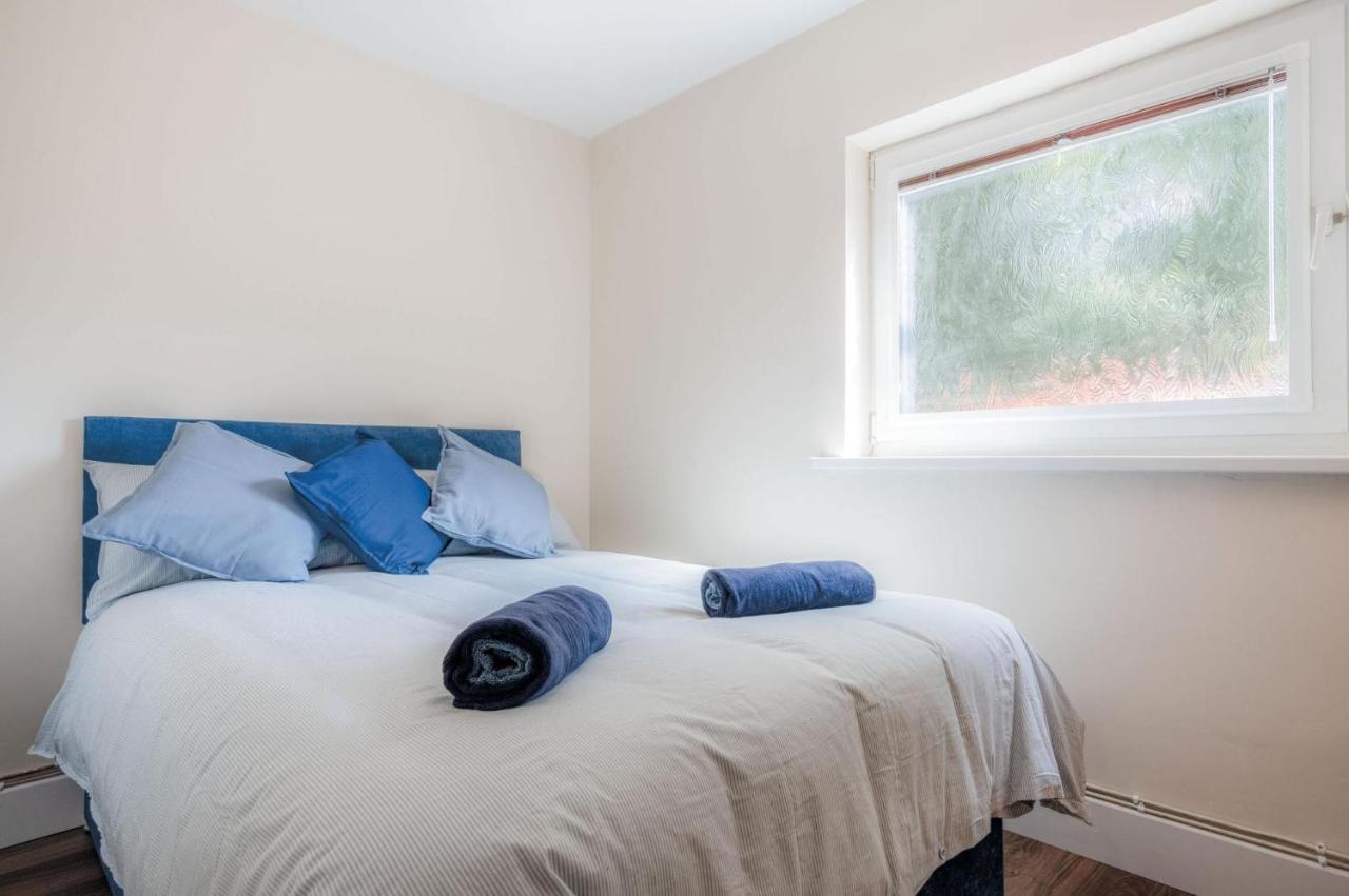 Croft Court - 1 Bedroom Apartment - United Kingdom Buitenkant foto